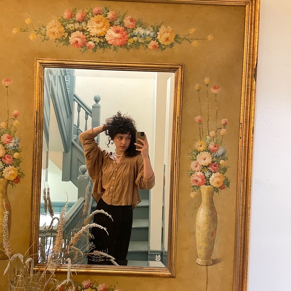 Blue Anemone Fawn Linen Blouse - Picture 5 of 7